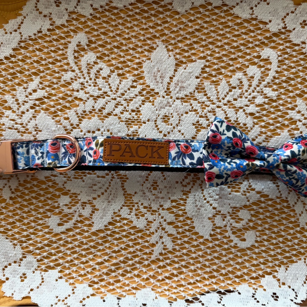 NWOT Floral Dog Collar-XL 17-24”